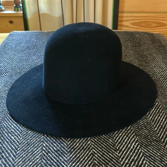 Black felt Medicine Hat COWBOY HAT BLACK FELT MED - Halloween FX Props main image 2